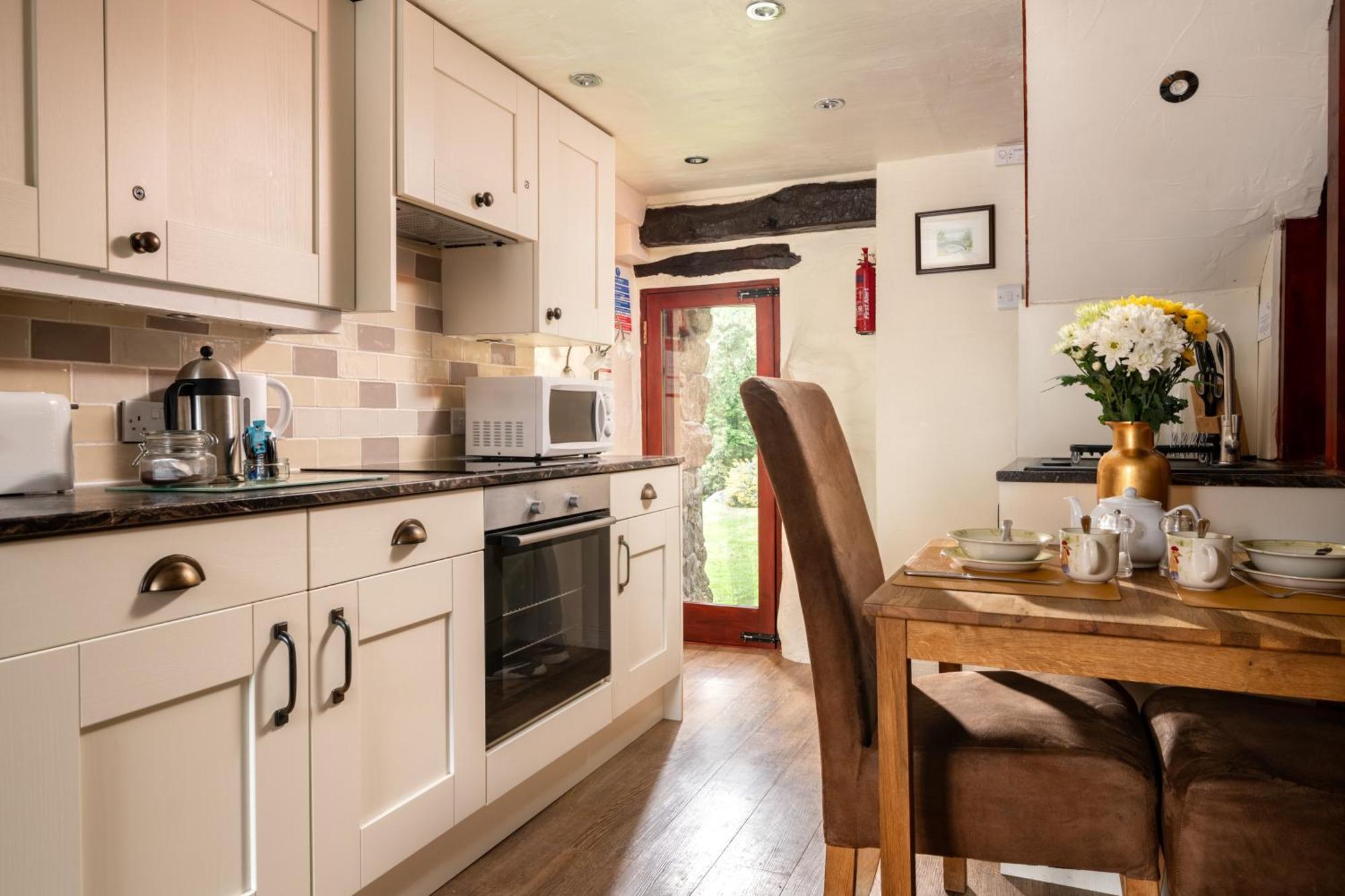 Boot Bridge End Farm Cottages מראה חיצוני תמונה